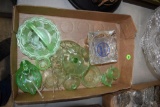 Ashtrays and green glass d?cor items