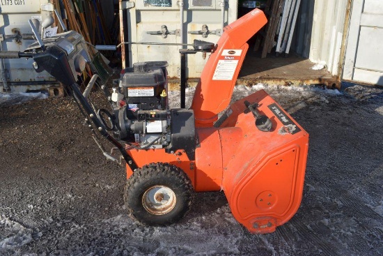 Ariens Deluxe 30 Snow Blower, Model 921013, 30" Wide x 20" Height, 305cc Briggs Engine,