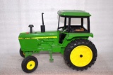 Ertl John Deere 4040 Tractor, 1/16th scale