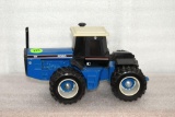 Ertl Ford 846 Versatile 4WD Tractor, 1/32nd scale