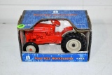 Ertl Ford 621 Workmaster Tractor, 1/16th, in box