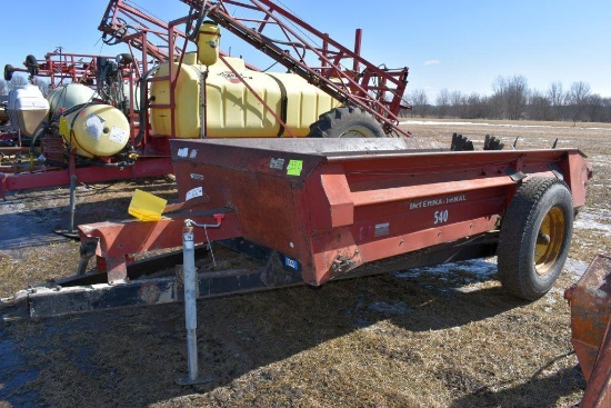 International 540 Manure Spreader, Single Beater,O