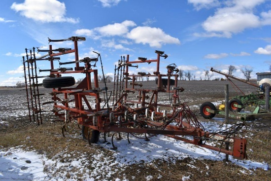 WilRich 10 FCES Field Cultivator, 22.5', 4 Bar Harrow, Hyd Fold