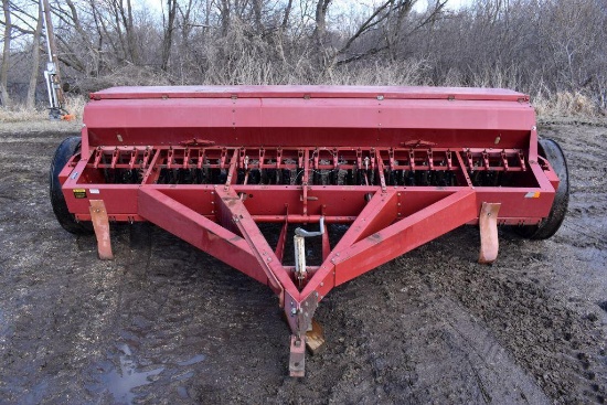 International 5100 Grain Drill, 12' With 6" Spacings, Press Wheels, SN: 0390201C015487