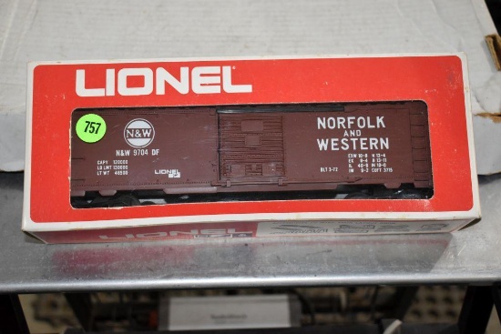 Lionel N & W Box Car