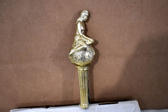 Schlitz Beer Lady On Globe Tap Handle Marker