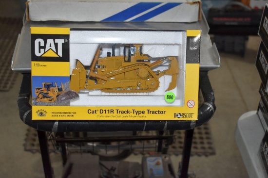 Norscot Caterpillar D11R Tracktype 1/50 Scale W/box