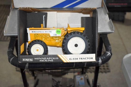 Ertl MM G-550 1/16 Scale W/box