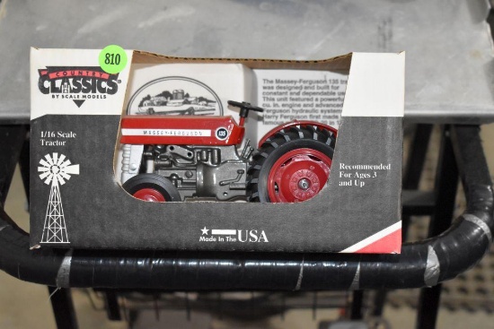 Scale Models Massey-Ferguson 135 1/16 Scale W/box