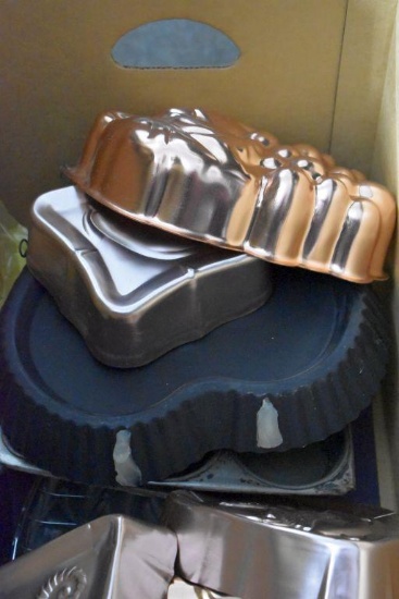 Assorted Metal Molds