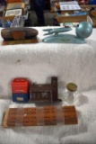 Cribbage board, Metal banks