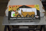 Ertl 1/50 Caterpillar D350D articulated Dump Truck W/box
