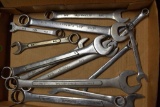 Assorted wrenches