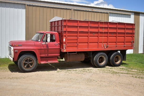 1972 Ford F600 Grain Truck, 35,297 Actual One Owner Miles, Single Axle With Tag, V8 Gas, 4x2