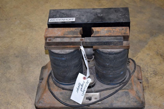 Weidenhoff Magnetic Charger, 110 VT