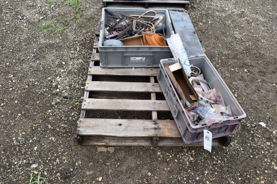 Pallet of Assorted Springs, Tool Box, Household D?cor and More