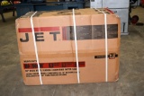 Jet 10