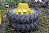 (Set) John Deere 15.5x38 Center Mount Duals
