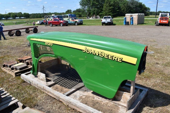 John Deere 8120 Hood