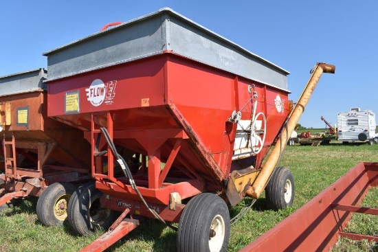 Ez Flow 250 Bushel Gravity Wagon, Ferilizer Augerr