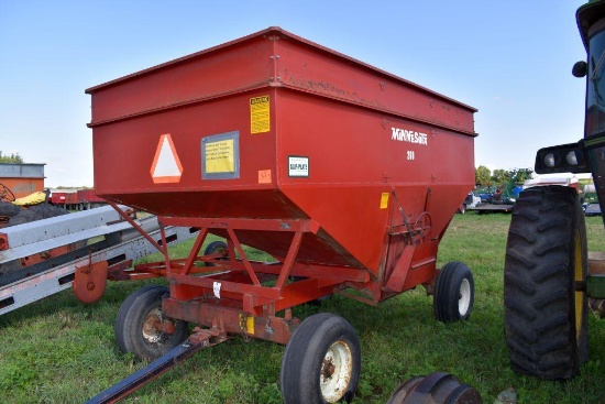 Minnesota 260 Gravity Wagon Holds 310 Busels,