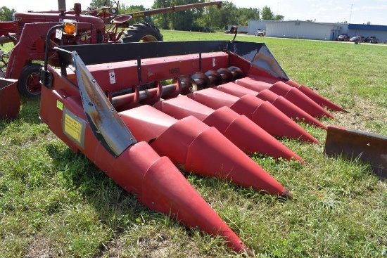International 1063 6 Row 30" Corn Head