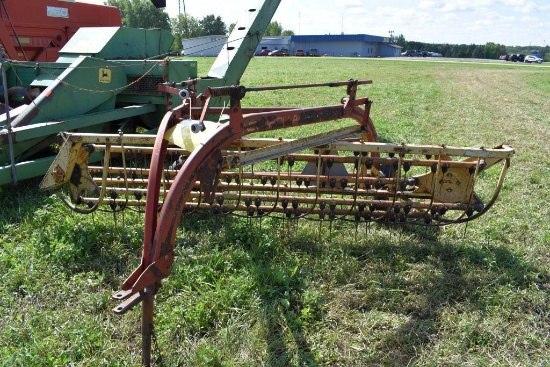 New Holland 258 5 Bar Rake, New Tires, Good Teeth