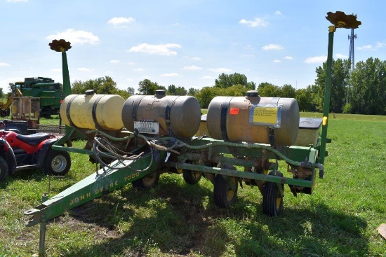 John Deere 7000 Corn Planter, 6 Row 30", Markers,