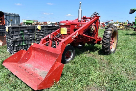 1949 Farmall M Tractor With Dual Hydraulic Loaderd