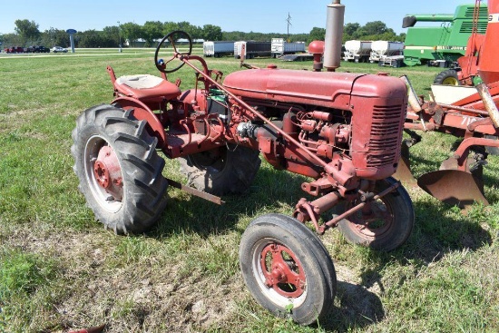 Farmall Super A Tractor, 4 Speed, W/F, 540 PTO, 1r