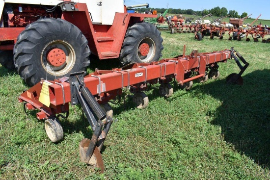 Case IH 183 Row Crop Cultivator, 6 Row 30", Stabl