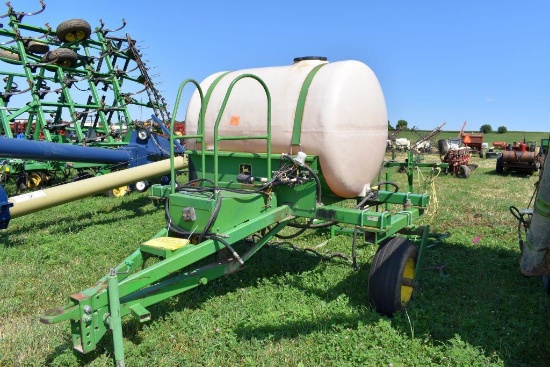 John Deere 500 Gallon Middle Man Sprayer Pup, Hyd