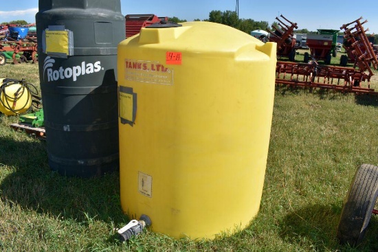 500 Gallon Vertical Poly Tank