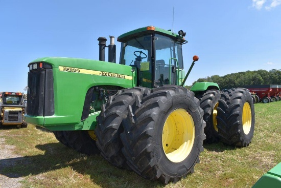 John Deere 9300 4WD Tractor, 4 Hydraulics, Bareba0