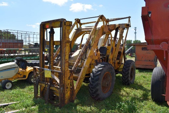 Pettibone Model 6, 6000 lb Lift Capacity, 34'