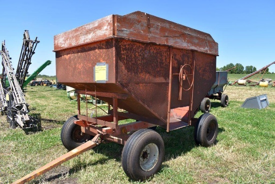 KilBros 300 Bushel Gravity Wagon with Running Gear