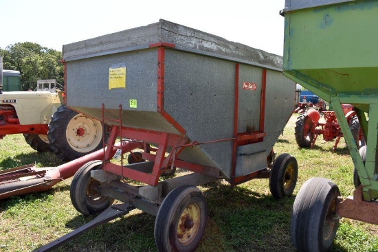 Nu-Bilt 175 Bushel Gravity Flow Wagon On JD 963 R