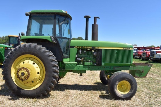 John Deere 4555 2WD Tractor, Quad Range, 7539 Hou