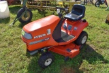 Kubota T1560 Garden Tractor, Hydro, Auto Throttle