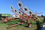 H&S V12 Wheel Rake, Hydraulic Lift