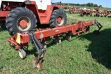 Case IH 183 Row Crop Cultivator, 6 Row 30