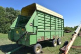 John Deere 716 Forage Box with 1275 John Deere
