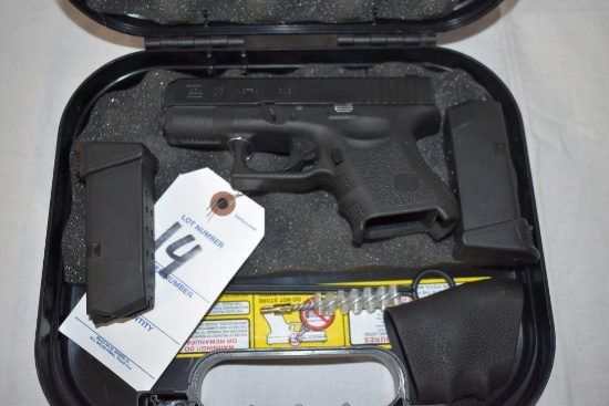 Glock 26 Austria 9x19 9 MM, SN MZL286, With Case and 2 Magazines
