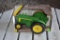 Ertl John Deere 820 1/16 Scale Model Tractor In Box