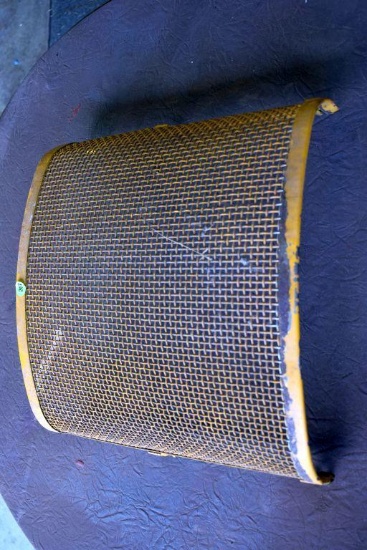 Farmall Cub grill, restored