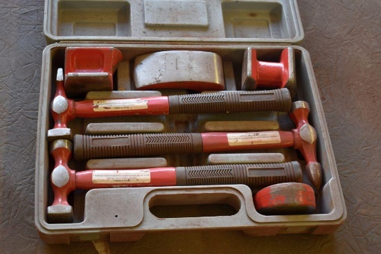 Assorted body work hammers ,complete set