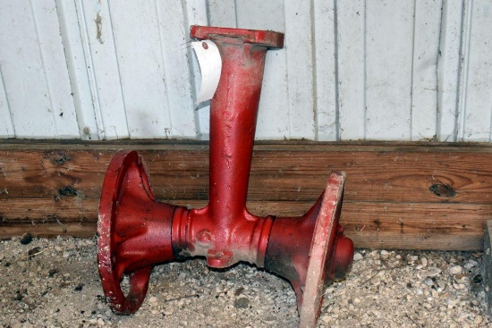 Farmall NF pedestal for Farmall H or Farmall M