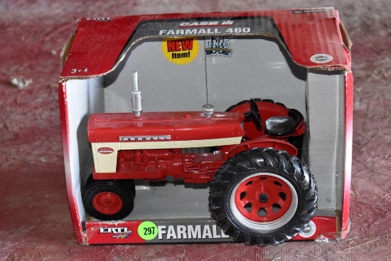 Ertl Britain's Farmall 460 1/16 Scale Model Tractor With Box