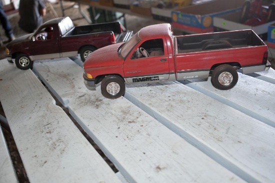 Ertl Dodge Magnum Truck, 1/18 Scale, Ertl Ford F-150 1/18 Scale, No Boxes