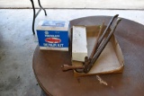 Wrecking bars, fiberglass kit with sanding paper